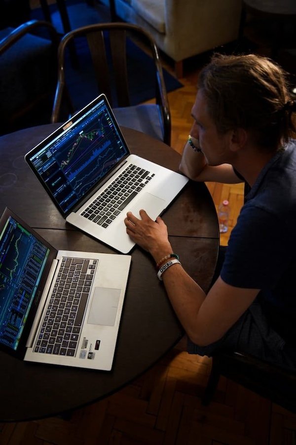 Options binaires pour les nuls : guide complet pour trader