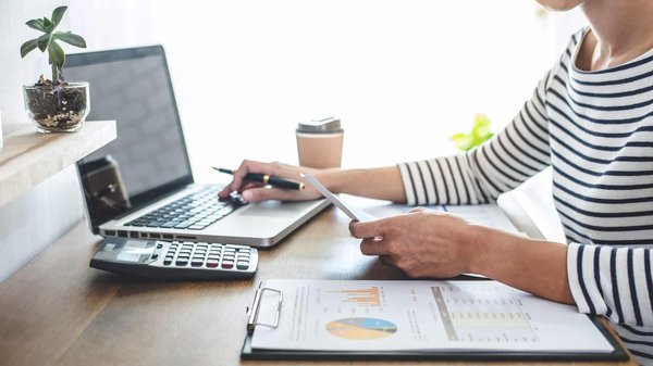 les avantages d'un courtier en crédit pour trouver le meilleur financement