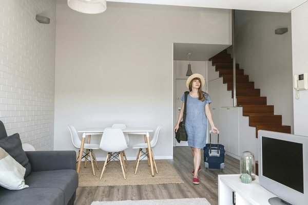 Pourquoi opter pour une conciergerie pour propriétaires Airbnb ?