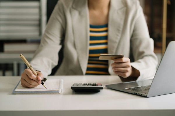 Les 10 actions à dividendes mensuels incontournables pour 2025